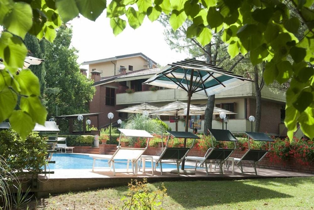 Park Chianti Hotel 4*